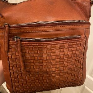 Vilenca Holland crossbody purse